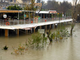 Manavgat şelalesi yok oldu / 