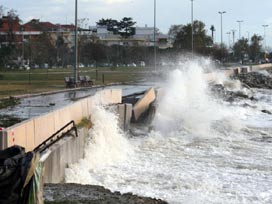 Marmara'ya kuvvetli lodos uyarısı 