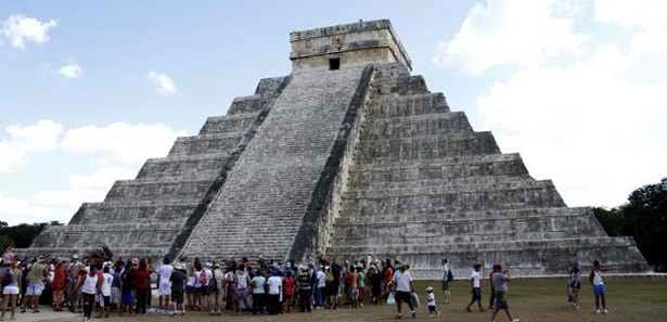 Maya tapınağında büyük toplantı 