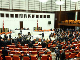 Meclis Genel Kurulu Erbakan'ı konuştu