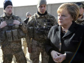 Merkel'den Afganistan'a sürpriz ziyaret 