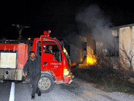 Mersin'de ev yandı: 1 ölü 