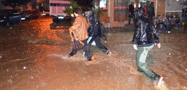 Meteoroloji'den 4 ilimize yağmur uyarısı