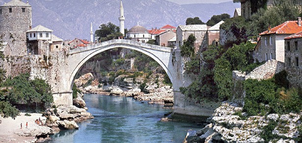 Mostar kenti Boşnaklar ve Hırvatları gerdi 