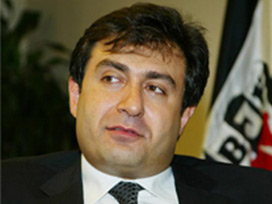 Murat Aksu'dan yönetime sert eleştiri 