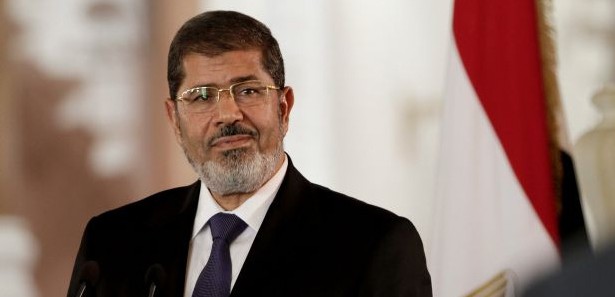 Mursi'ye 15 günlük tahkikat gözaltısı 