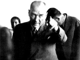 Mustafa Kemal'e komplonun iç yüzü nedir? 