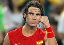 Nadal zirvedeki yerini korudu