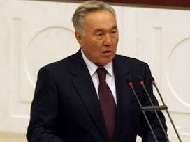 Nazarbayev: Kazakistan hızlı büyüme sürecine girdi