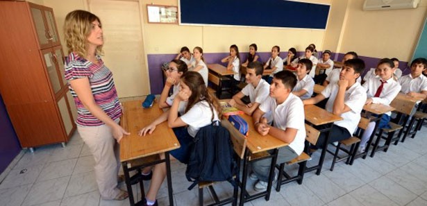 Okula devamsızlık nedenleri araştırılacak