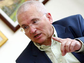 Özdalga: Kılıçdaroğlu'nun dil sorunu var