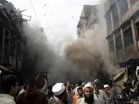 Pakistan´da patlama: 8 militan öldü 