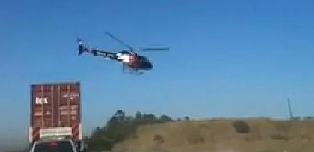 Polis helikopterinden şüpheliye ateş açıldı 