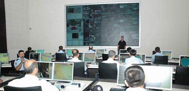 Polis yok demeyin ceza kameradan kesiliyor!