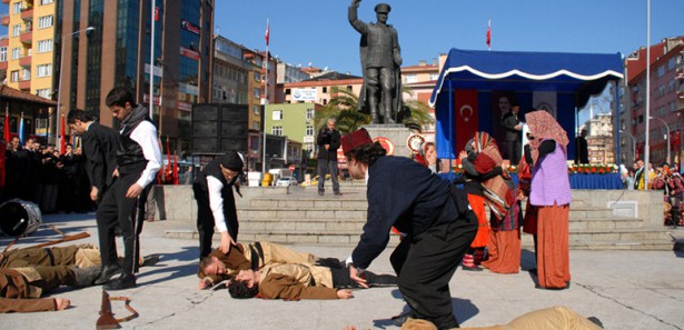 Rize'nin kurtuluş yıl dönümü törenle kutlandı