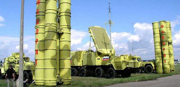 Ruslardan Kıbrıs açıklarında S-300 füzeli tatbikat