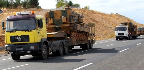 Sınıra Obüs sevkiyatı sürüyor