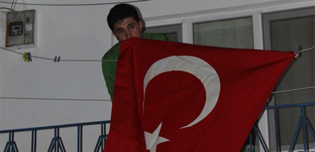 Serbest bırakılan uzman çavuş baba ocağında