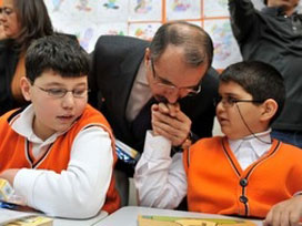 Serbest kıyafet için nabız yokladı