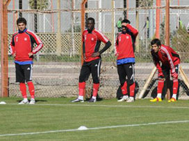 Sivasspor'un Antalya kampı bitti 