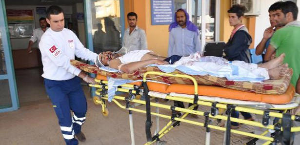 Suriye'den 26 yaralı getirildi, 1'i öldü