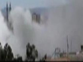 Suriye ordusu iki mahalleyi bombaladı 