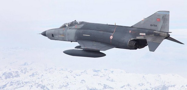 Türk jetleri 'vur emri' ile havalandı 