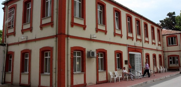 Türkiye'nin ilk azınlık vakıf üniversitesi kuruluyor 