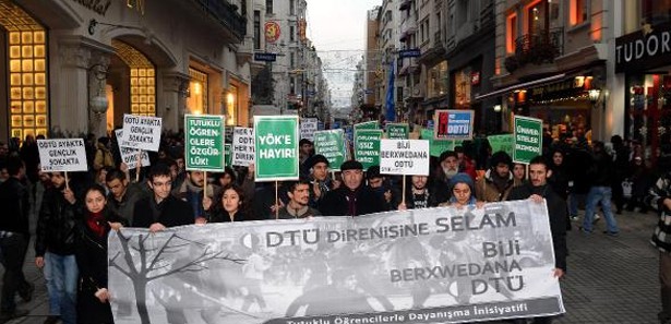 Taksim'de ODTÜ protestosu 