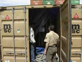 Teröristler Bingöl'de konteyner kundakladı 