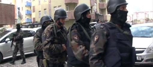 Toplumsal olaylara karşı özel SWAT birimi
