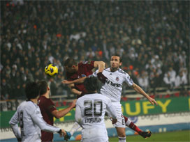 Trabzonspor, Beşiktaş'tan 3 puanı kaptı 