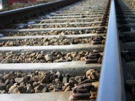 Trenin çarptığı 8 yaşındaki çocuk öldü 