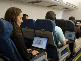 Uçaklar cep telefonu ve internet için hazırlanıyor 