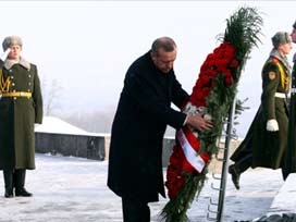 Ukrayna lideri Başbakan Erdoğan'ı karşıladı 