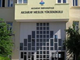 Üniversiteye alınmadı iddiası yalanlandı