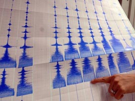 Van´da iki deprem birden