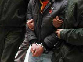 Van'daki gösterilerde 30 kişi gözaltına alındı