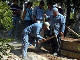 Veysel Güney´in mezarı 31 yıldır boş 