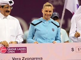 Wozniacki'yi Zvonareva durdurdu 