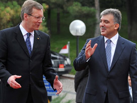 Wulff, Gül onuruna yemek verdi