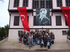 Yabancı öğrenciler Atatürk evi'nde