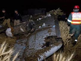 Yolcu uçağı düştü: 127 ölü 