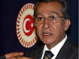 Zafer Üskül: Polis orantısız güç kullandı Zafer Üskül: Polis orantısız güç kullandı