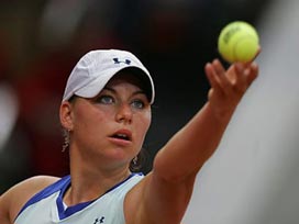 Zvonareva zorlanmadan çeyrek finalde 