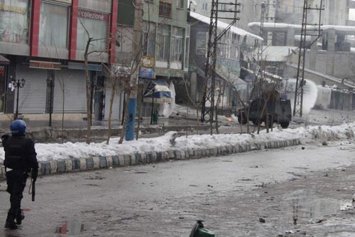 2 kentte Öcalan gerilimi- Foto/Video 2 kentte Öcalan gerilimi- Foto/Video