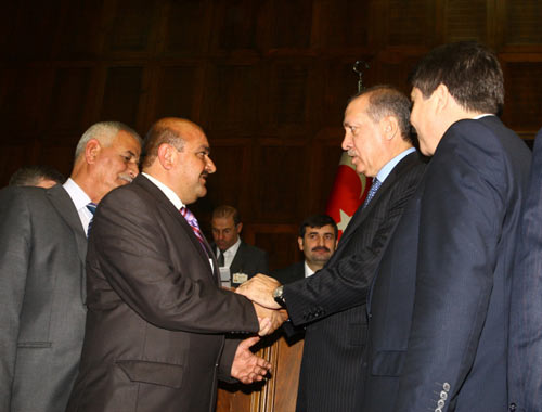 24 belediye başkanı AK Parti'ye katıldı 24 belediye başkanı AK Parti'ye katıldı