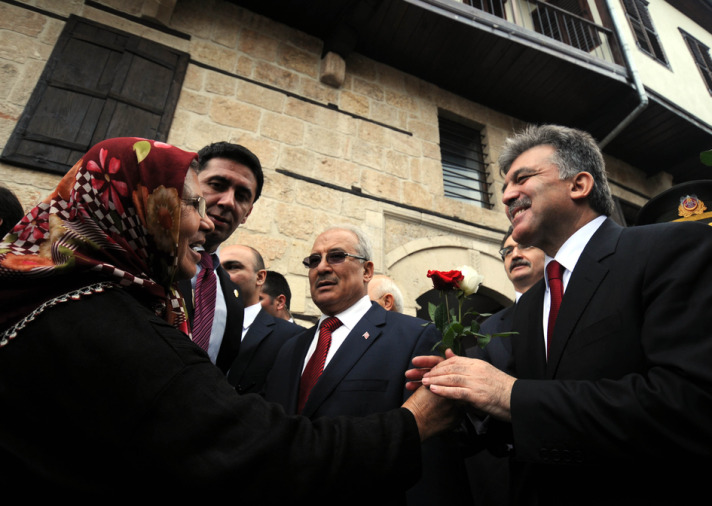 Abdullah Gül, tarihi mekanları gezdi / GALERİ