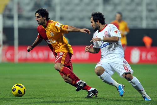 Antalyaspor tamam, Galatasaray devam