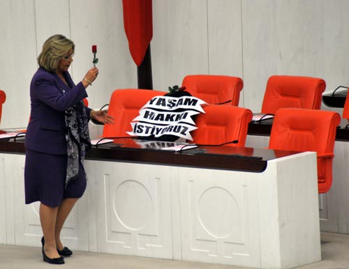 Arıtman'ın meclisi karıştıran mesajı / GALERİ Arıtman'ın meclisi karıştıran mesajı / GALERİ